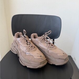 Balenciaga Beige Men's Shoes